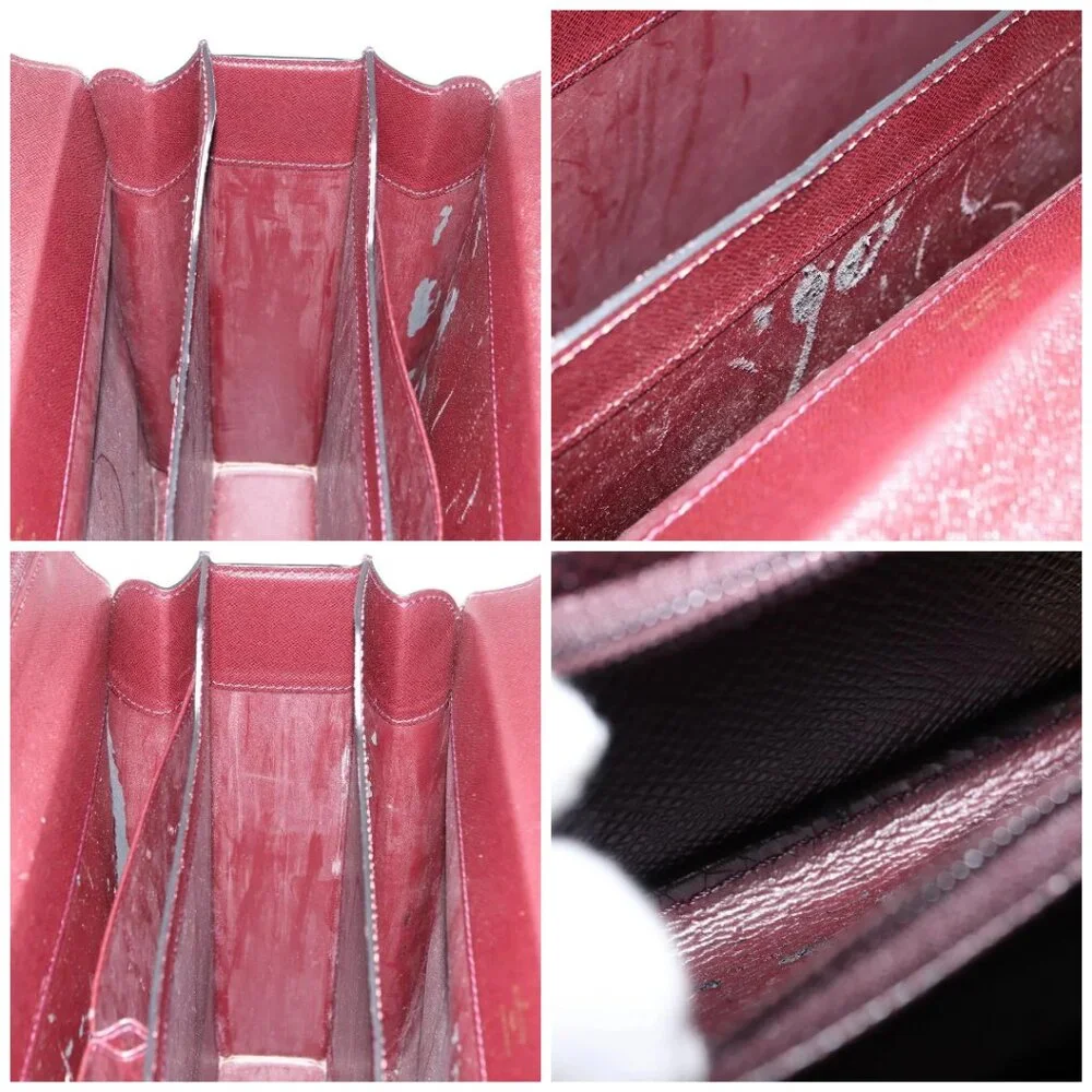 LOUIS VUITTON Taiga Leather Ural Briefcase Acajou